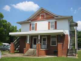 featured image of 942 S Jefferson Ave