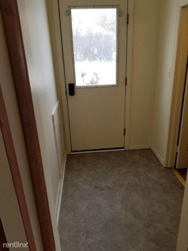 114 3rd Ave W - Photo 2 of 14