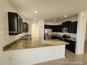 156 Se 21st Ter - Photo 2 of 10