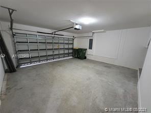 156 Se 21st Ter - Photo 3 of 10