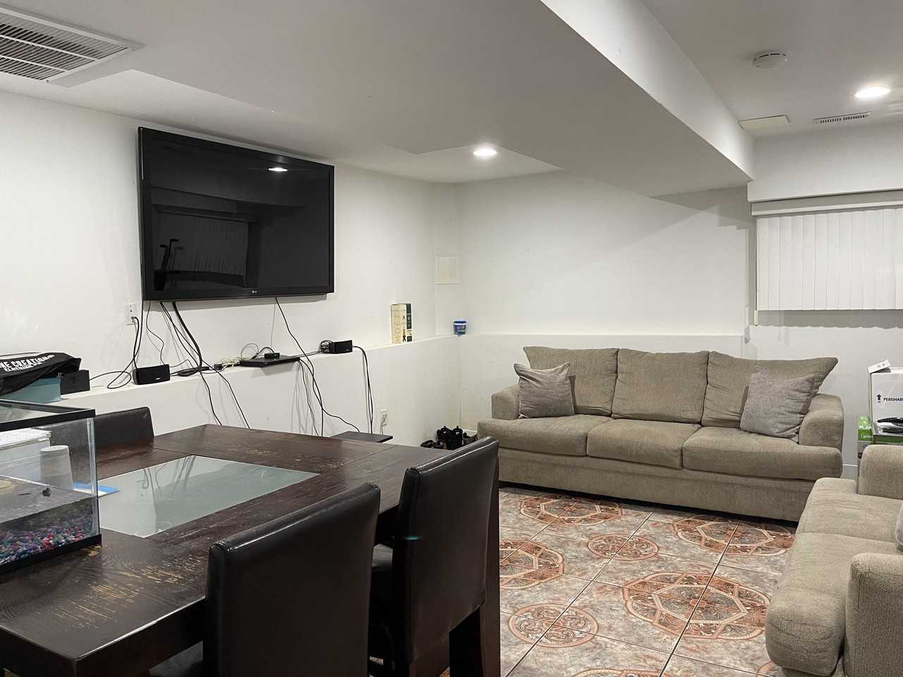 3712 S Hermitage Ave #0 - Photo 3 of 10