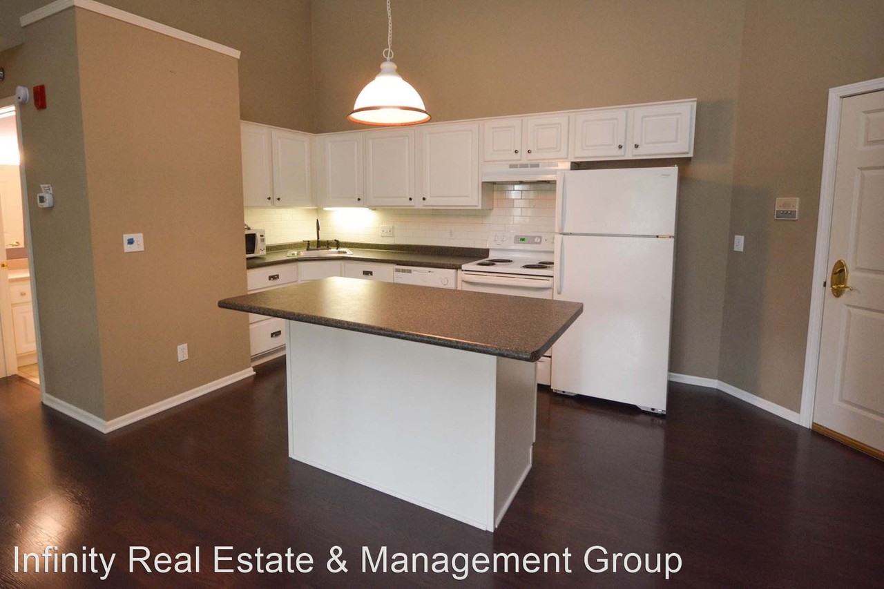 2092 11th Ave Se #C - Photo 3 of 15