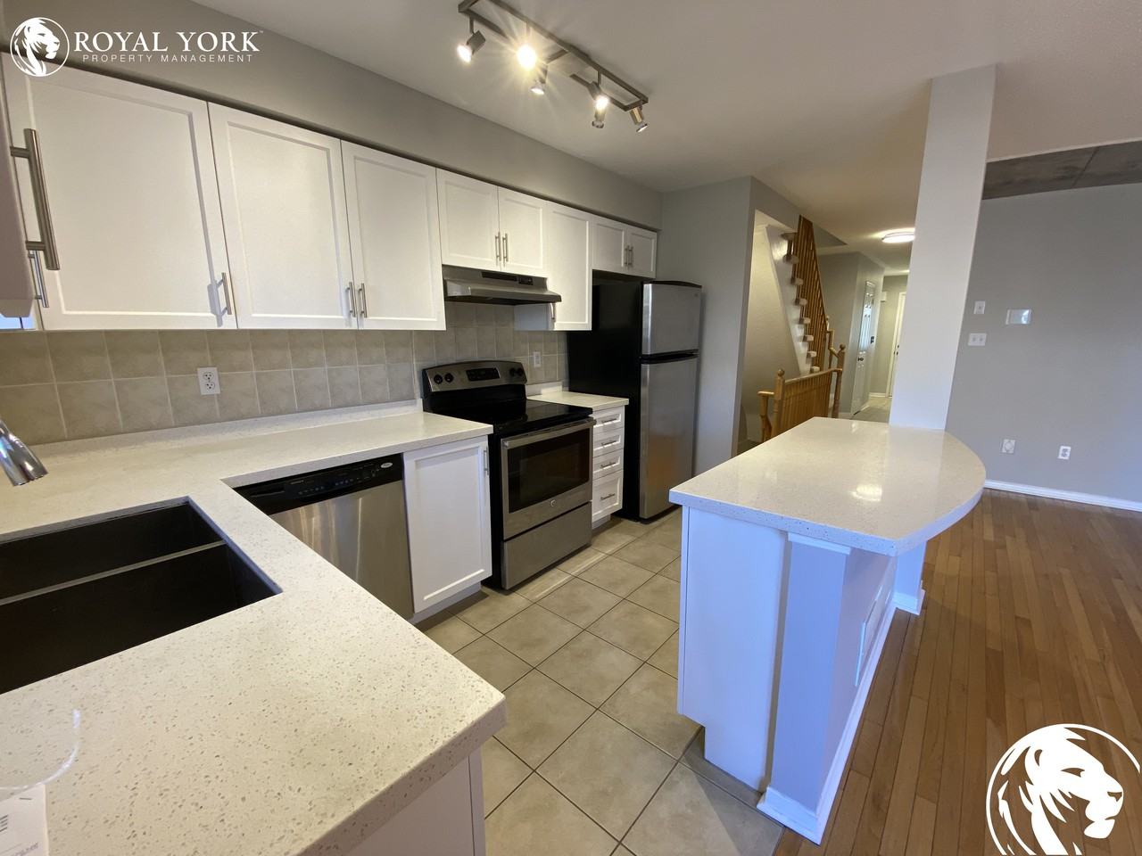 3150 Erin Centre Blvd #24 - Photo 3 of 23