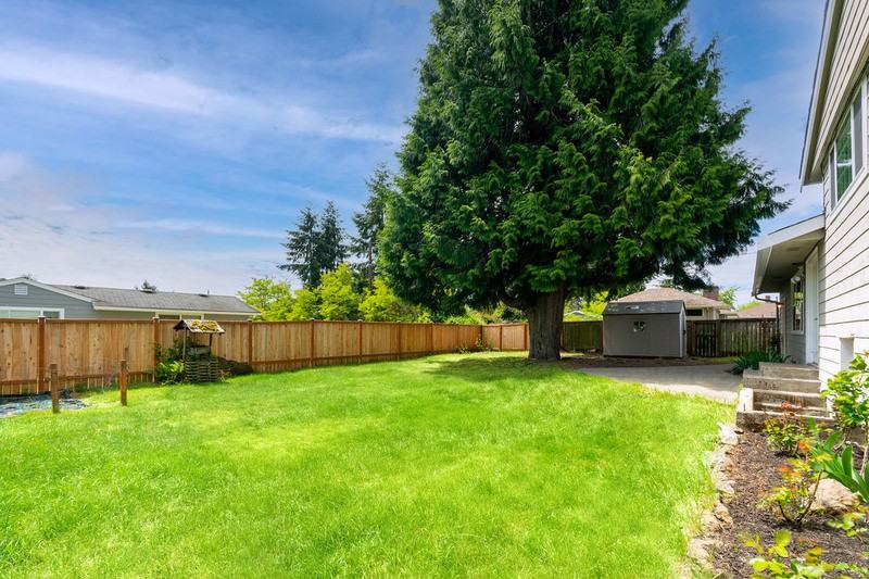 2207 Ne 12th St - Photo 2 of 17