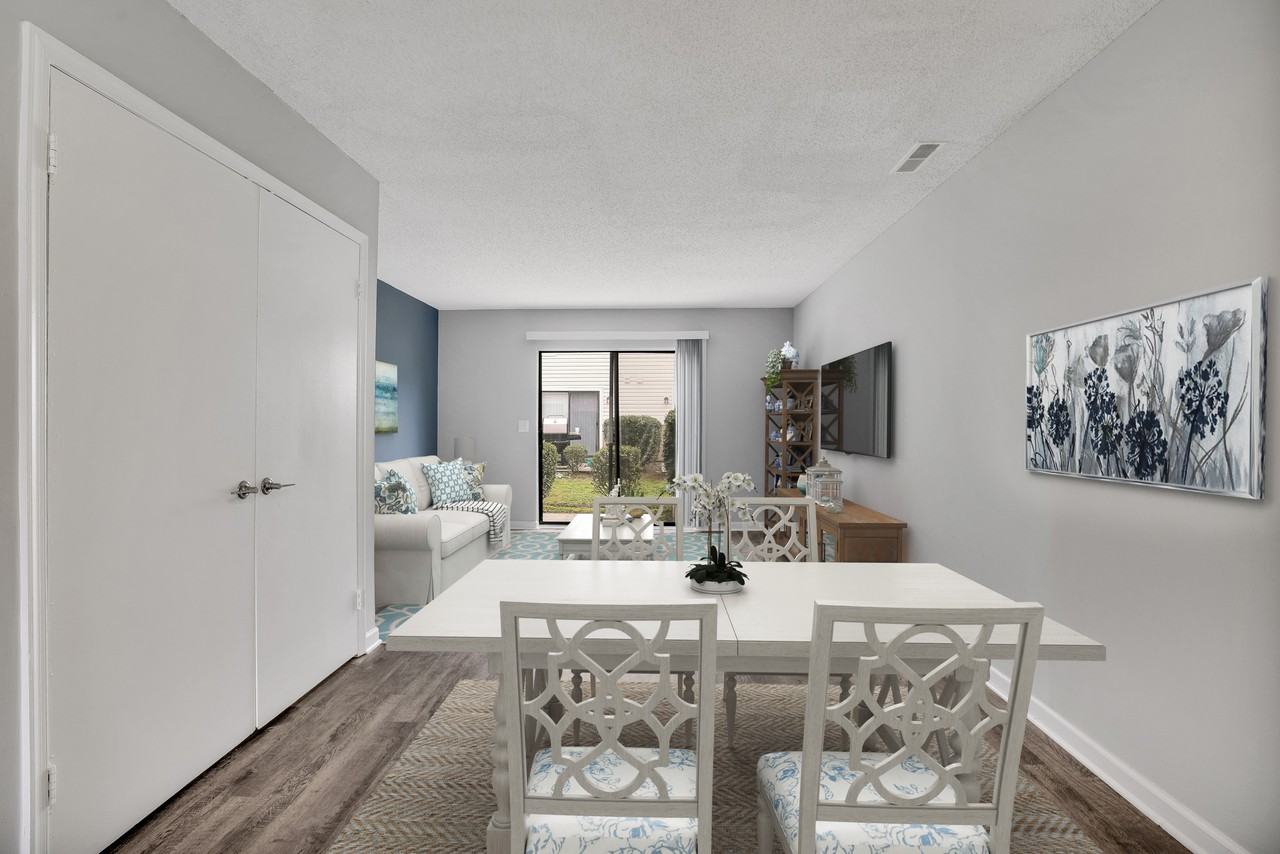 Harbor Station Townhomes - Photo 5 of 33