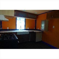 1024 Congress Ave - Photo 3 of 9