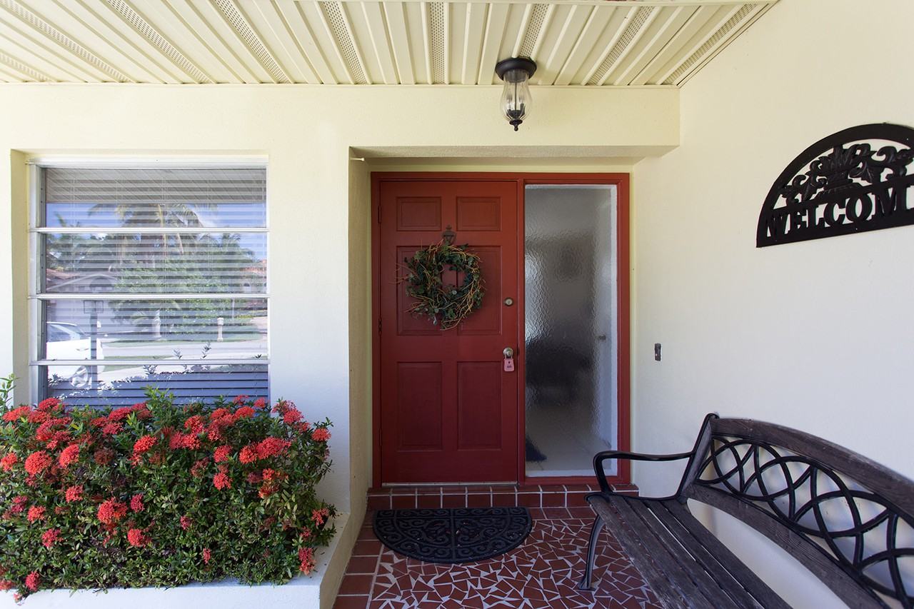 1037 Dolphin Drive #1 - Photo 6 of 35