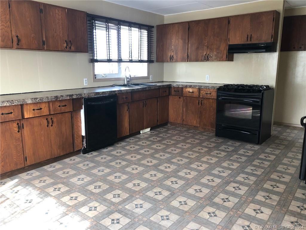 9108 100 Ave #1 - Photo 3 of 10