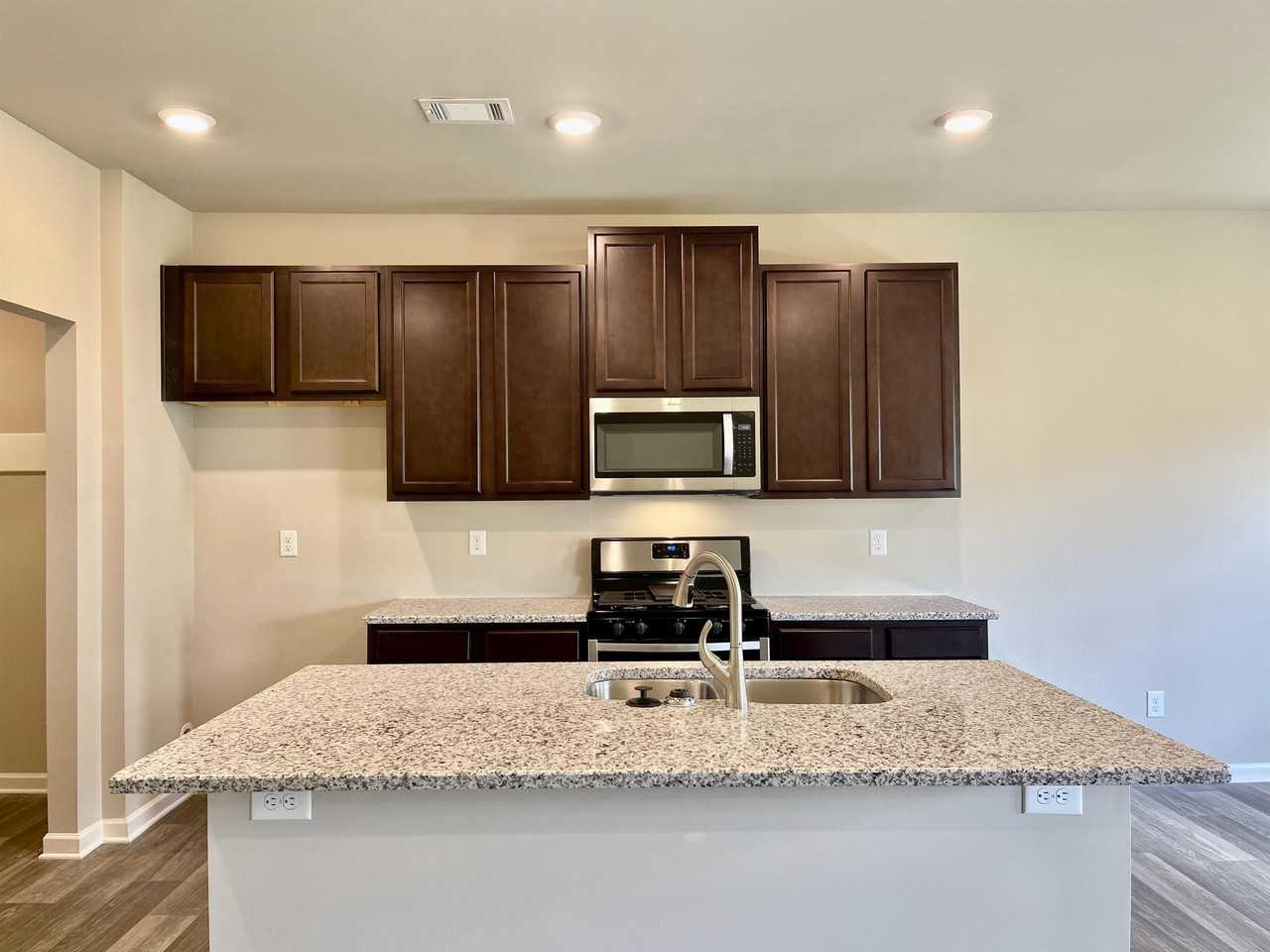 114 Auburn Depot Dr #1 - Photo 4 of 29