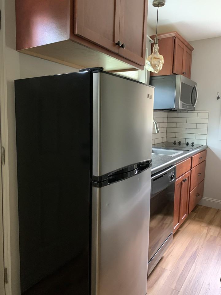 185 Duckworth Ave #B - Photo 5 of 13