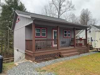 185 Duckworth Ave, Brevard, NC 28712, USA - 2 unit Rentals - Zumper