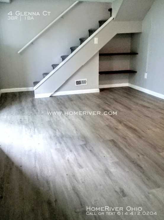 4 Glenna Ct - Photo 3 of 17