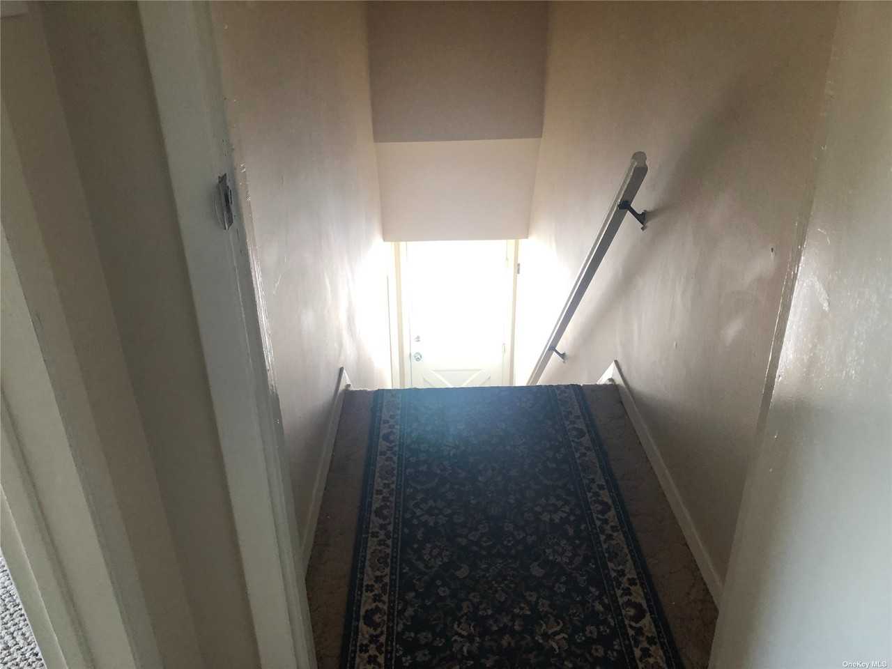 62 S Crescent Dr - Photo 2 of 8