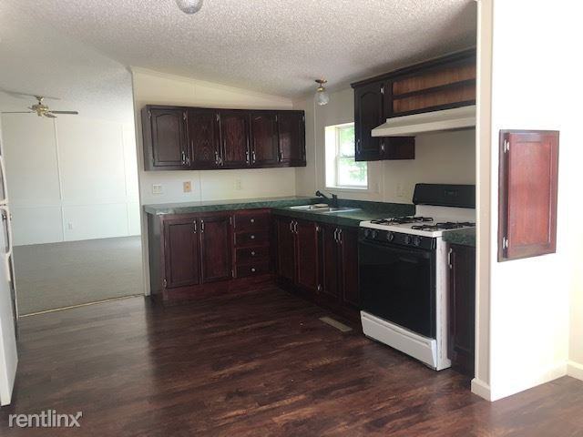 33582 Silver St - Photo 2 of 7