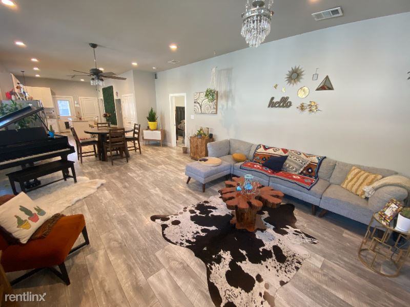 2905 S Jennings Ave - Photo 3 of 26