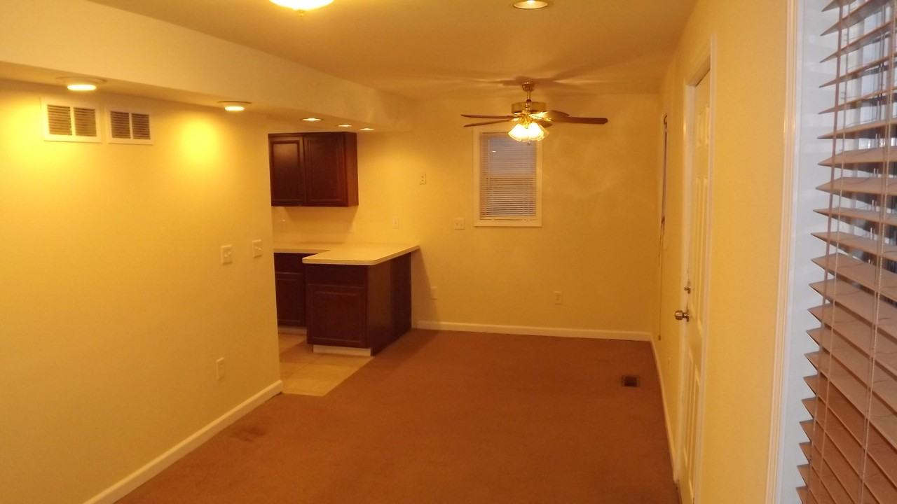 6020 Washington St - Photo 2 of 15