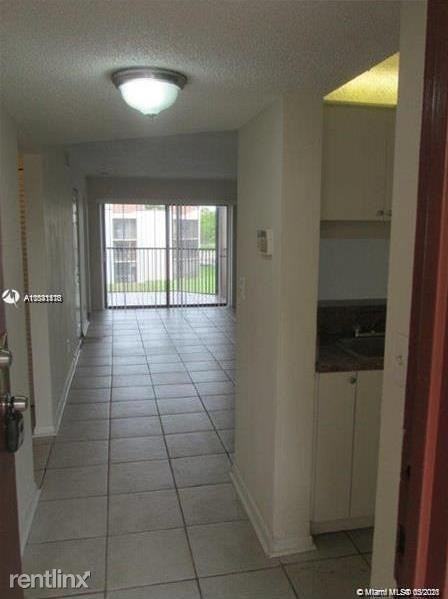 3399 3399 Foxcroft Rd 314 - Photo 3 of 7