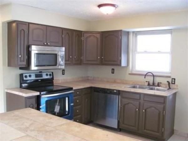 6828 Taylor Rd - Photo 3 of 10