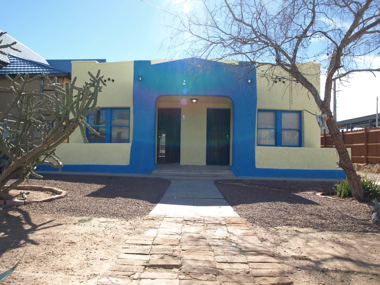 102 W 4th St - Photo 2 of 29