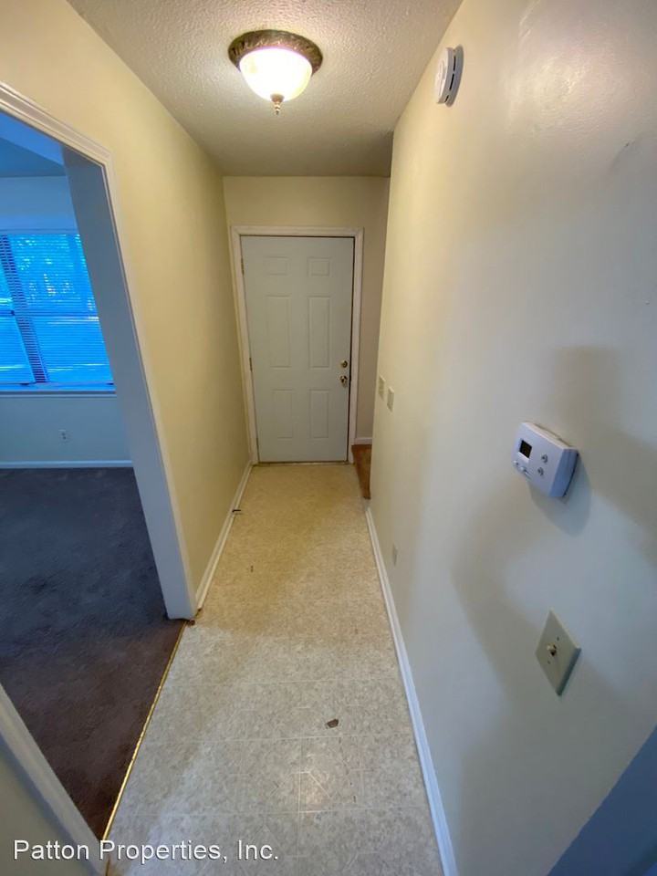 26 Eastgrove Ct - Photo 3 of 23