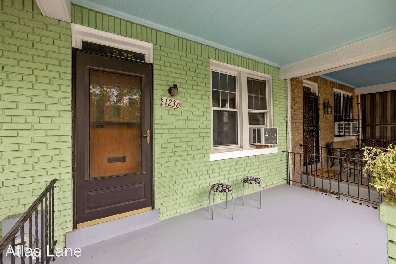 1236 Oates St Ne - Photo 2 of 33