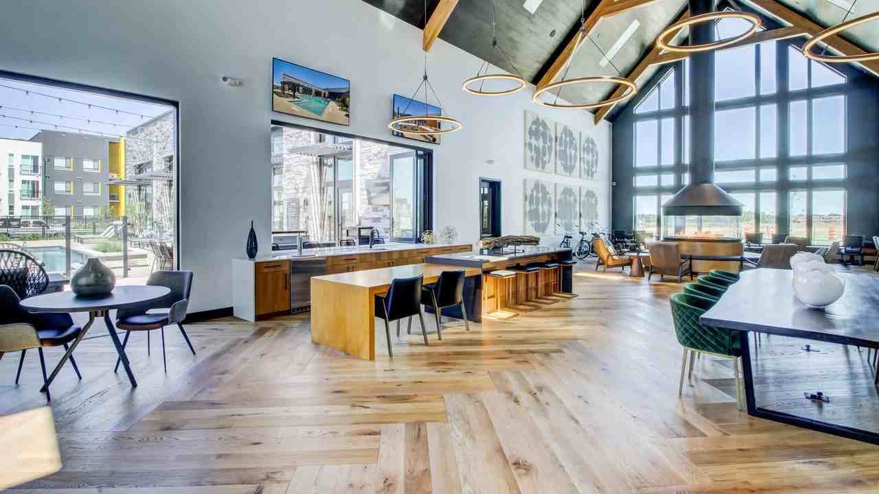 Circa Fitzsimons - Photo 2 of 45