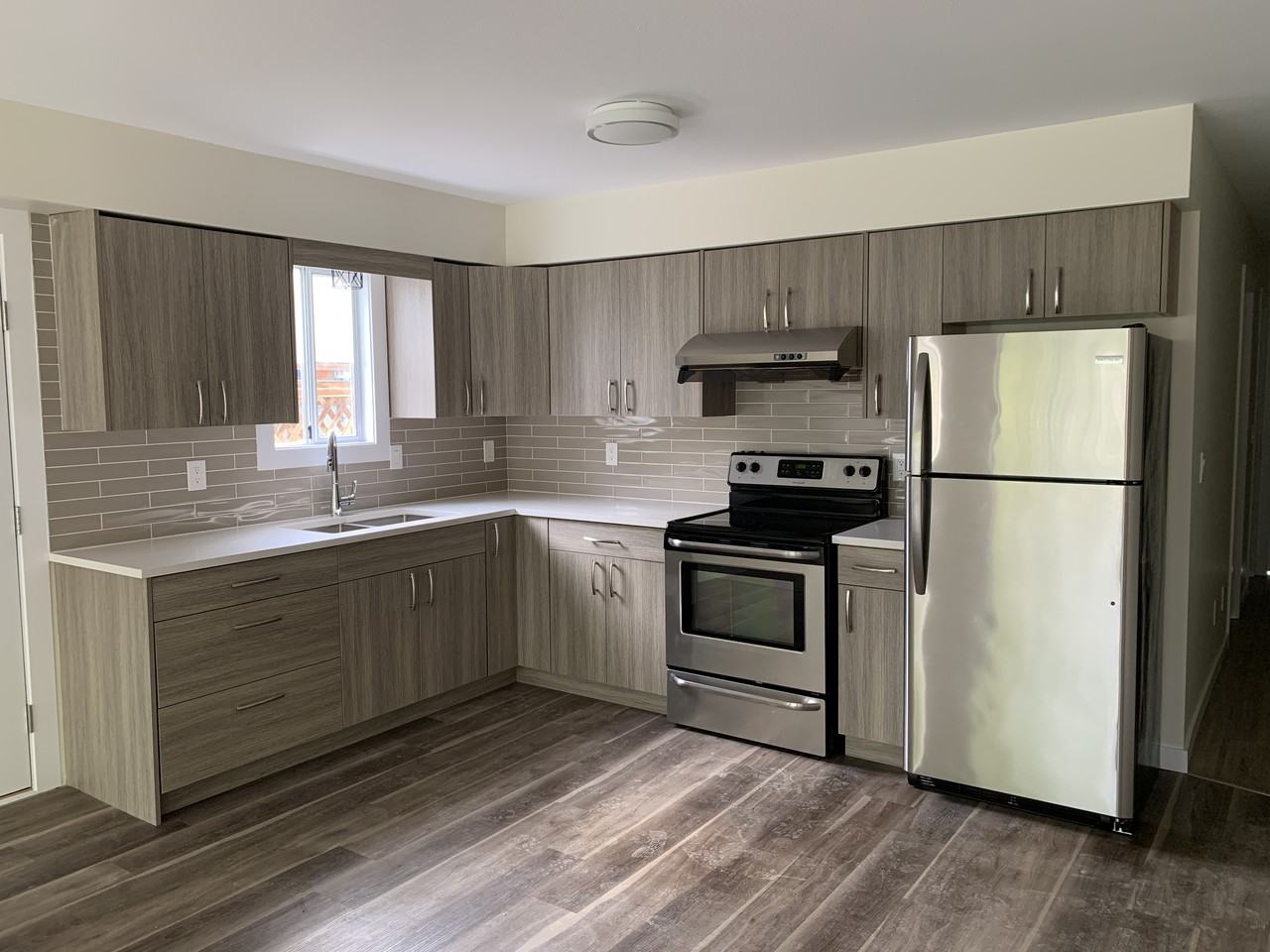 E 20th Ave & Fraser St, Vancouver, BC V5V 1N5 2 Bedroom Apartment for