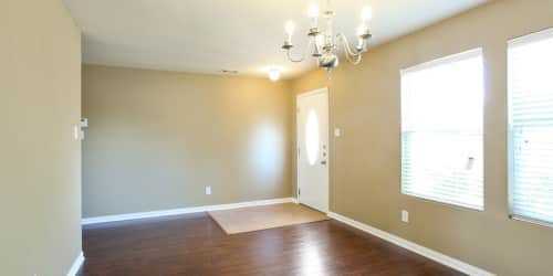 1608 Grassy View Dr - Photo 2 of 16