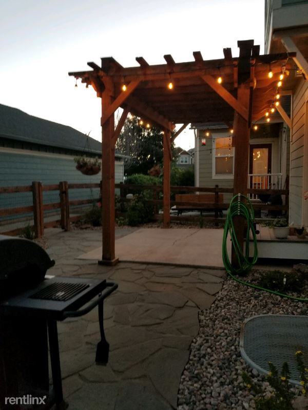 2257 Trestle Rd - Photo 2 of 10