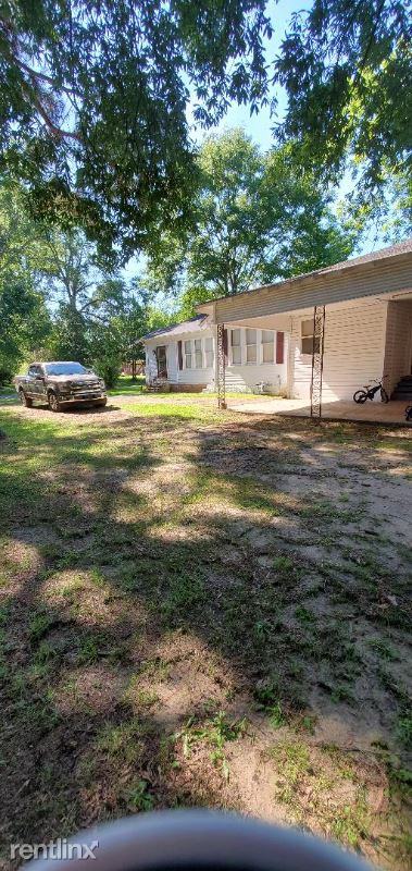 530 S Lake St - Photo 2 of 4