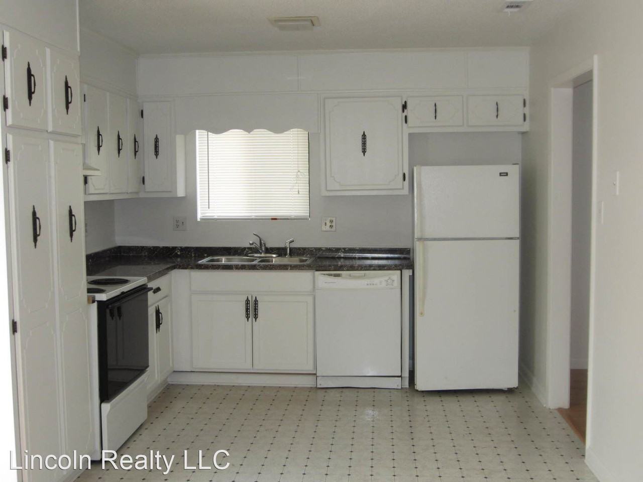 1198 Jo Ree Road - Photo 3 of 7