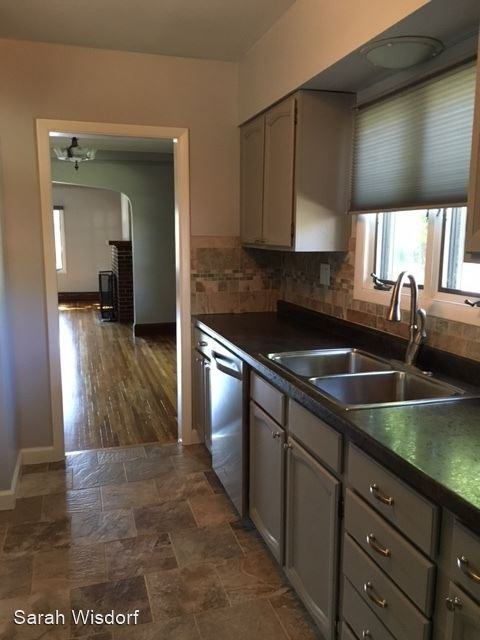 5401 London Rd - Photo 3 of 22