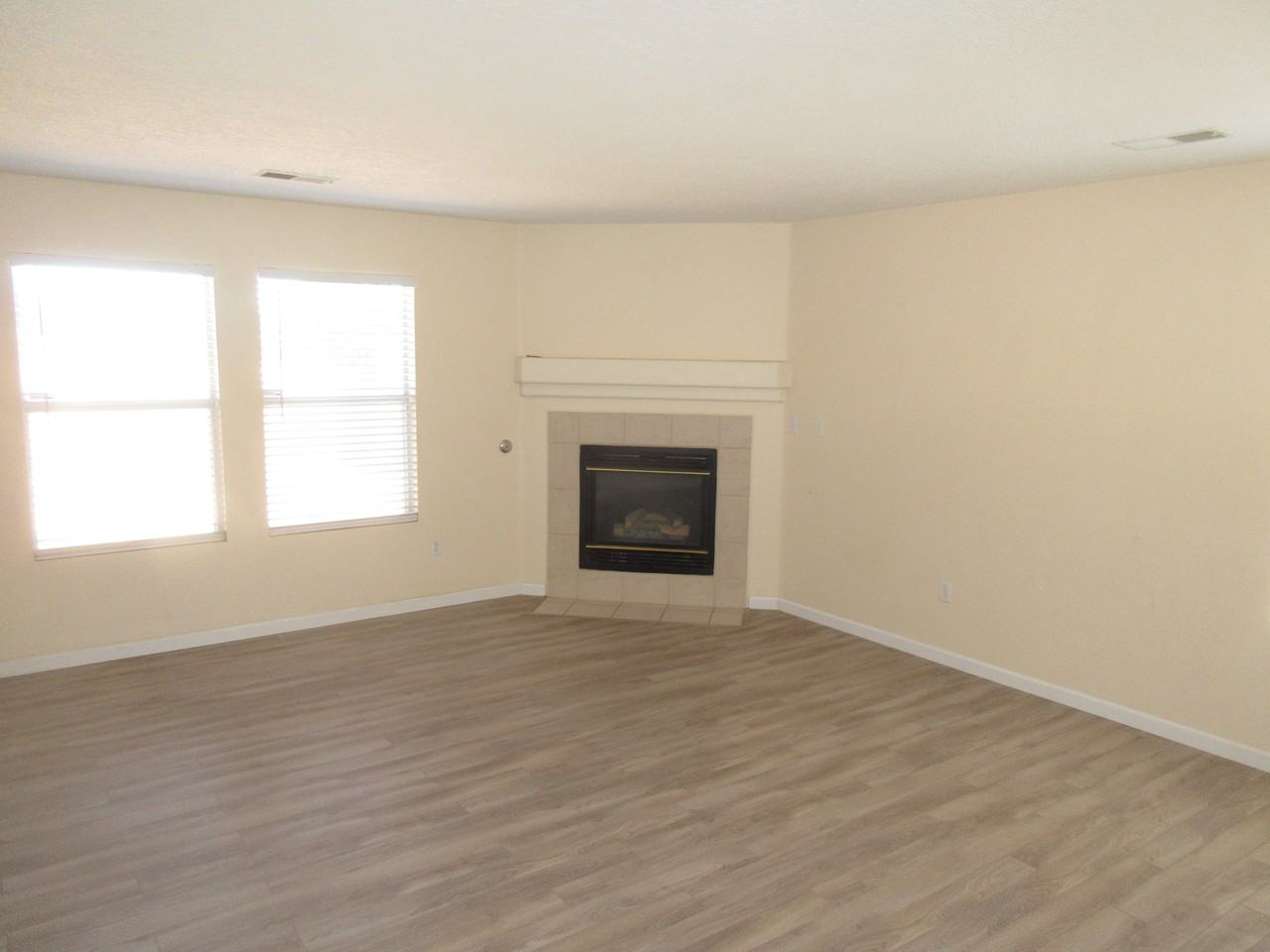 5351 Feather Rock Pl Nw - Photo 5 of 47