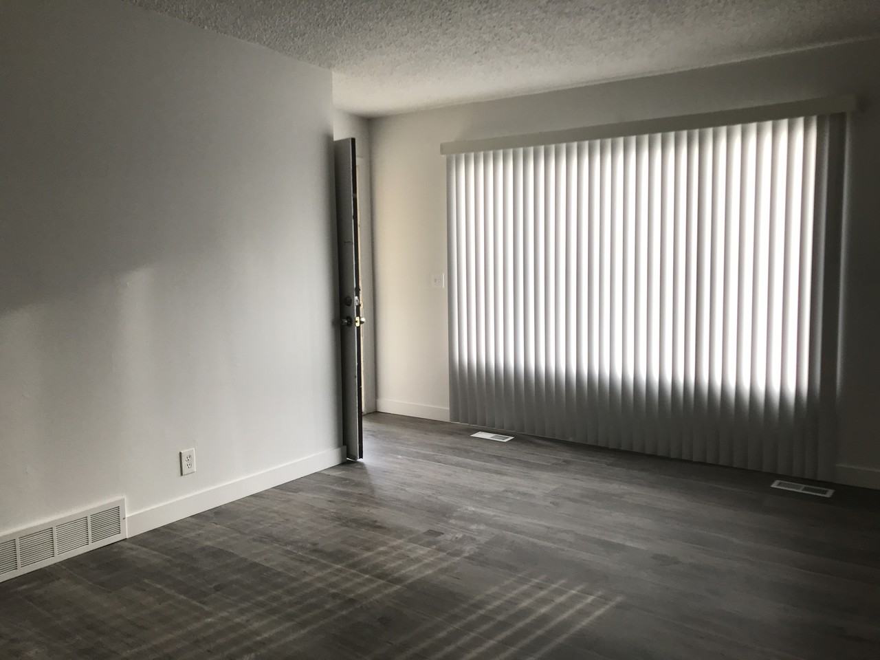 4673 S 1300 E - Photo 3 of 19