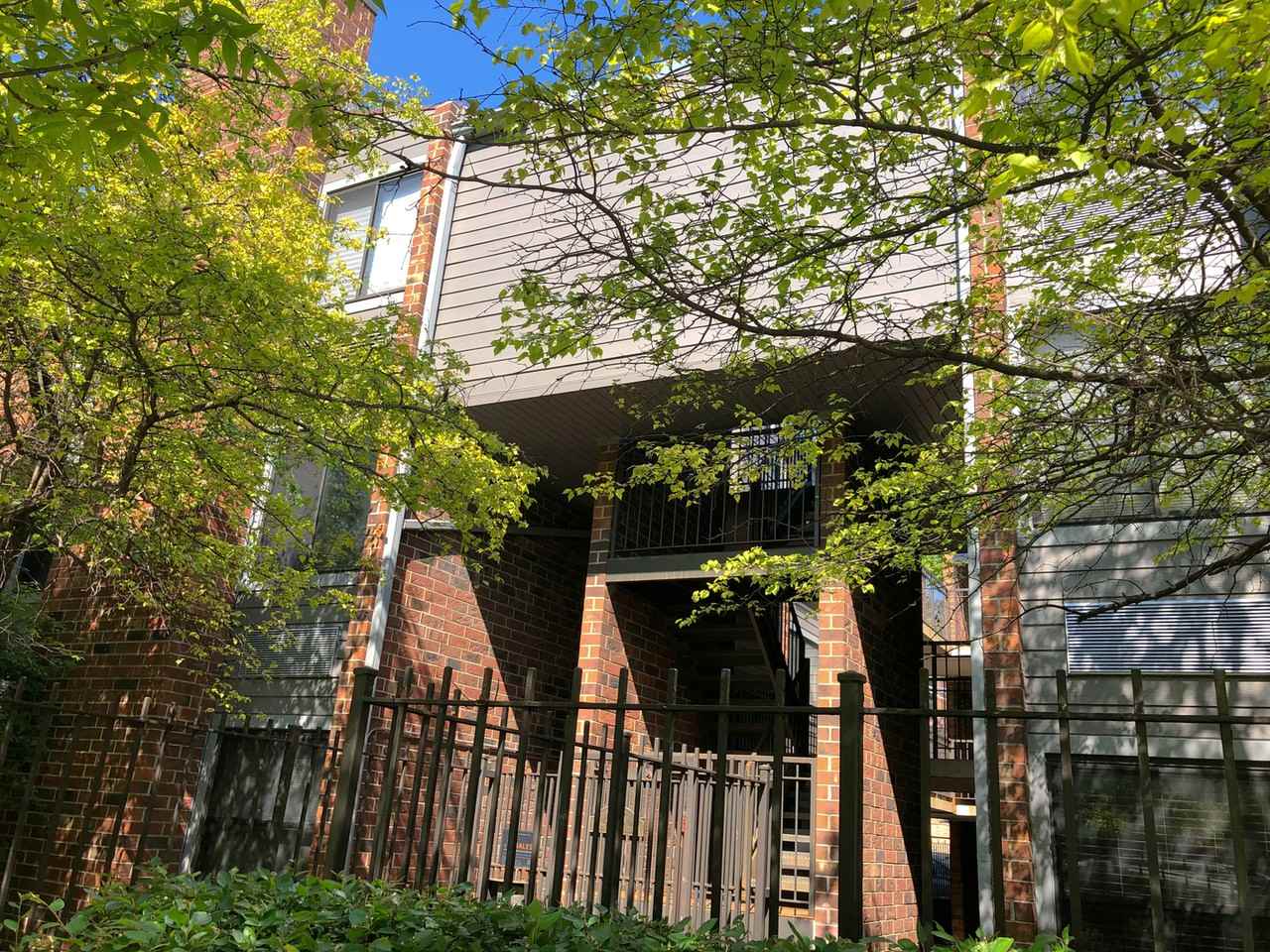 2225 N Halsted St Apt 26