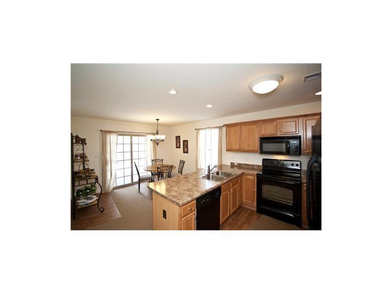 601 Adele Ct - Photo 3 of 3