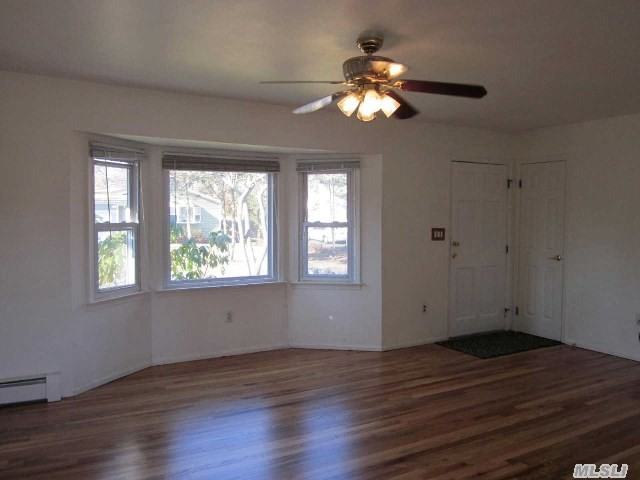 23 Babylon Dr - Photo 3 of 17