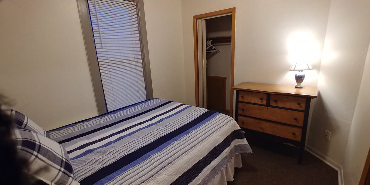 1319 13th Ave - Photo 3 of 5