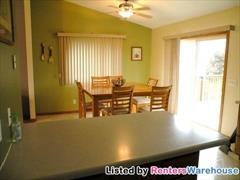 4651 Pondview Cir - Photo 3 of 15