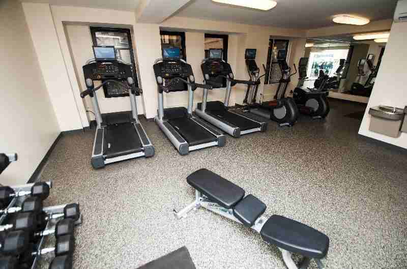 221 W Chestnut St #2094