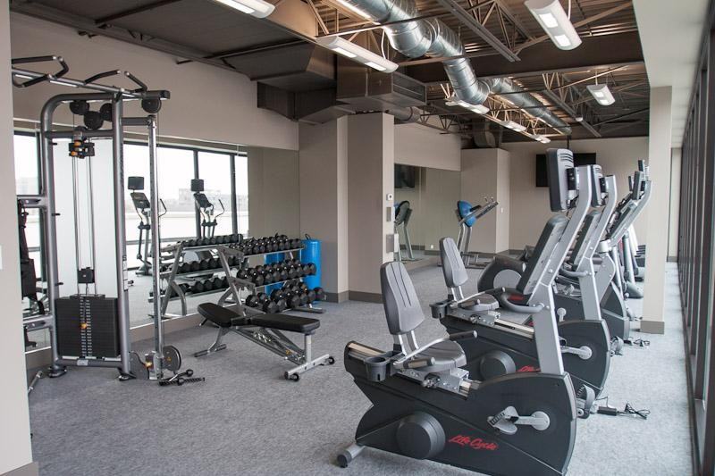 230 W Scott St #1851