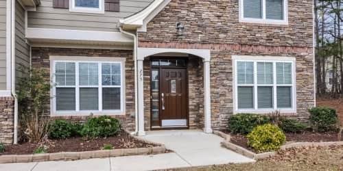 275 Adams Point Dr - Photo 2 of 27