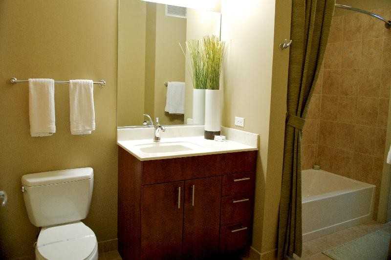 219 W Washington St #625