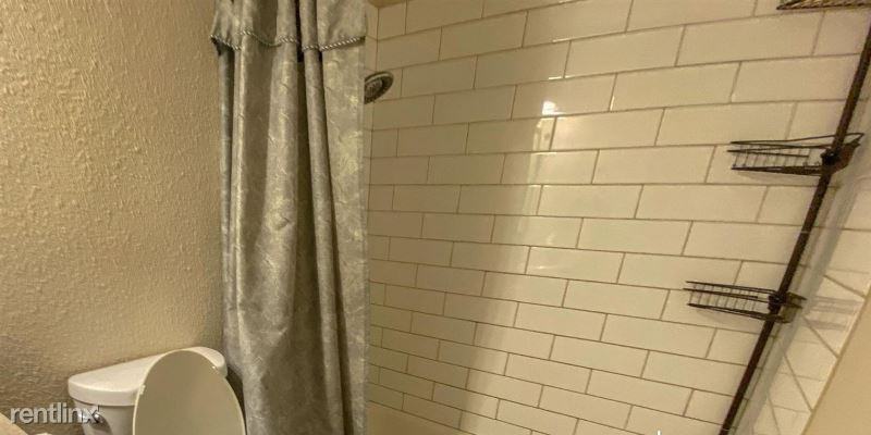 Bell Bluff Ave - Photo 2 of 6