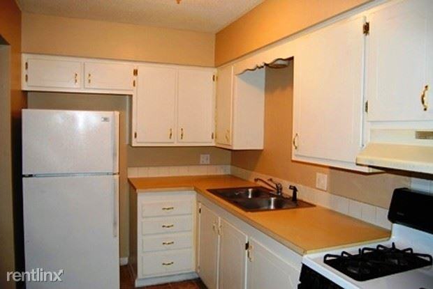 914 Avalon Rd - Photo 2 of 5