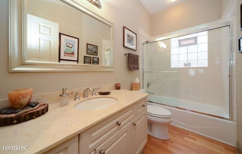 34 Chase St - Photo 3 of 6