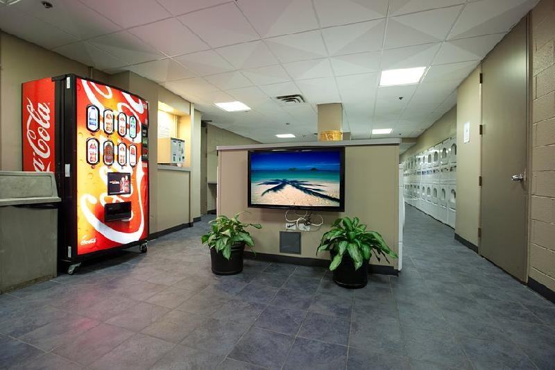 175 N Harbor Dr #560