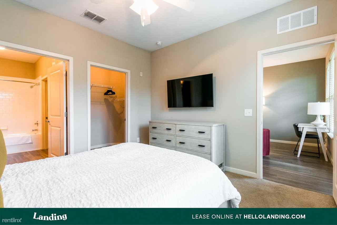 Landing Furnished Apartment Allure on Parkway - Photo 3 of 24