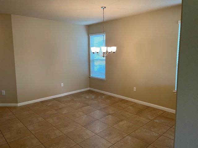 529 Flag Ln - Photo 3 of 19