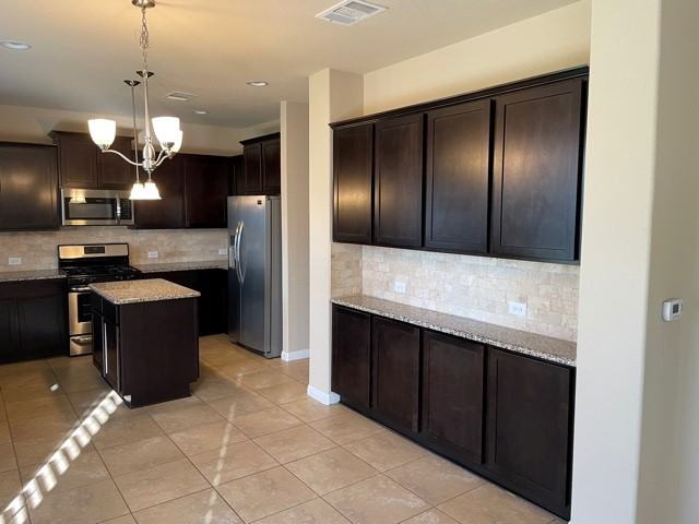 529 Flag Ln - Photo 5 of 19